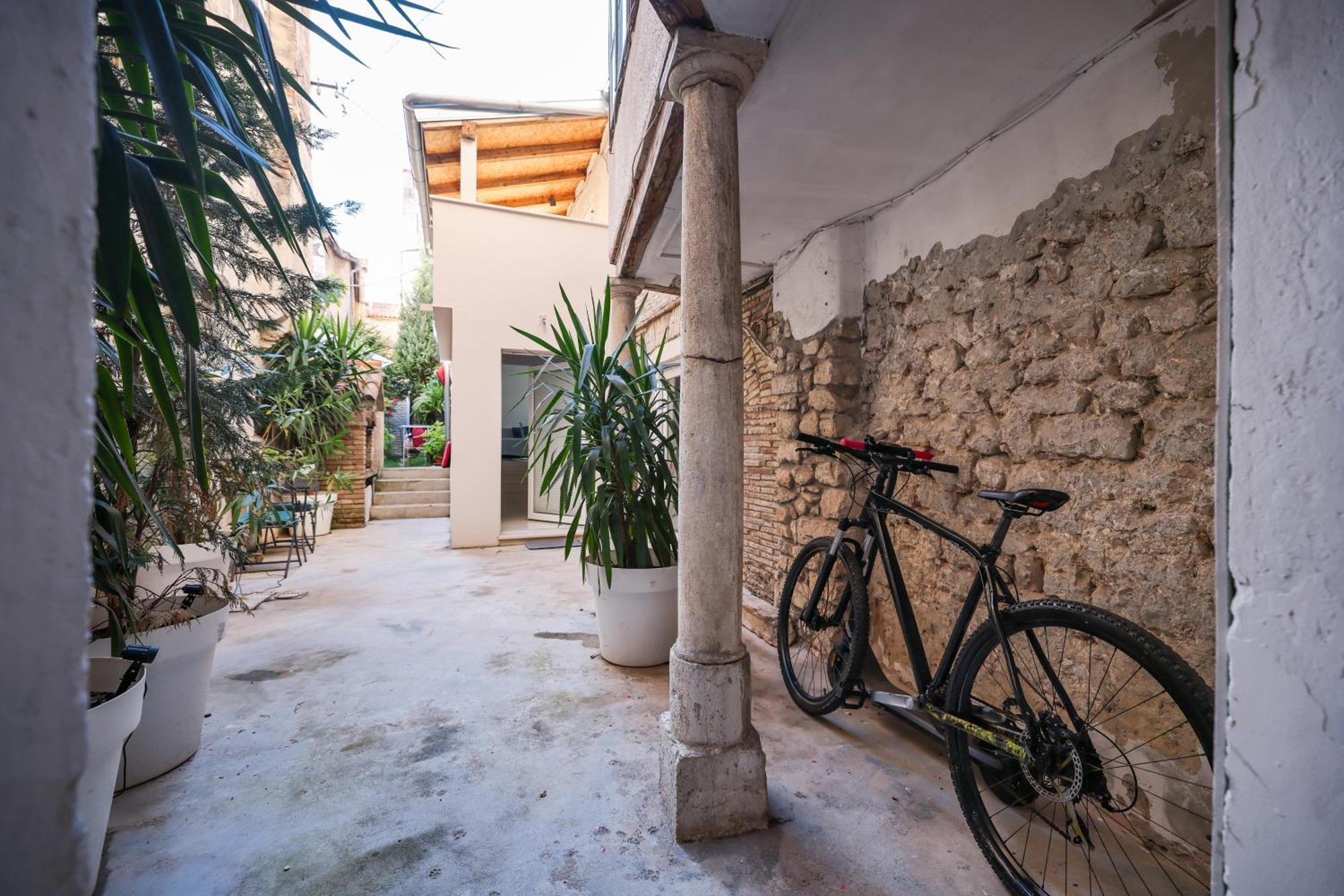Hidden Apartments In The City Center Zadar Exterior foto